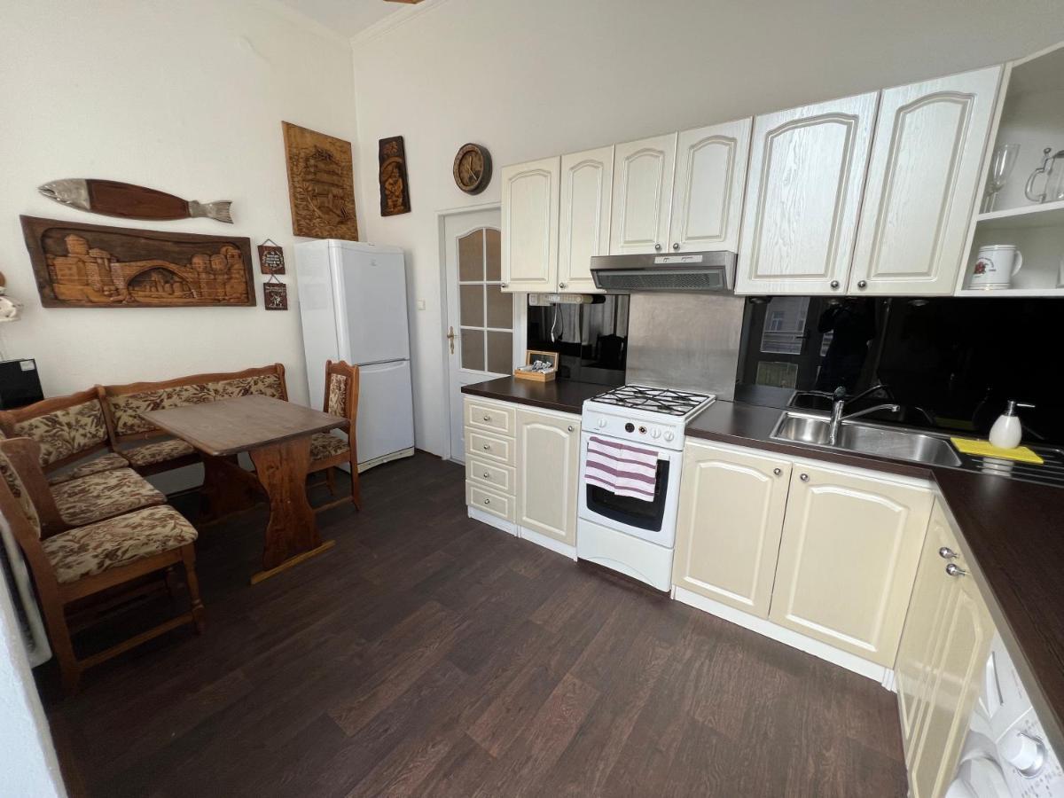 Apartment Alice Center Κάρλοβι Βάρι Εξωτερικό φωτογραφία